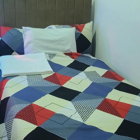 Home Away Apartment アブダビ エクステリア 写真